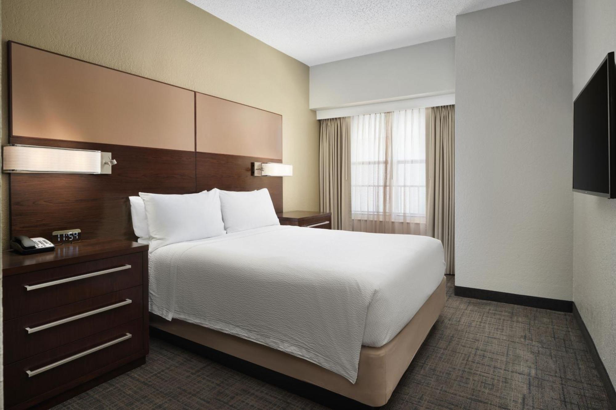 By Marriott Fort Lauderdale City Of Hotel